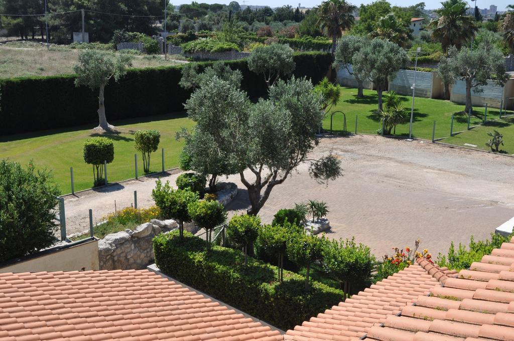 ليتشي Bed & Breakfast Giardini Di Marzo المظهر الخارجي الصورة
