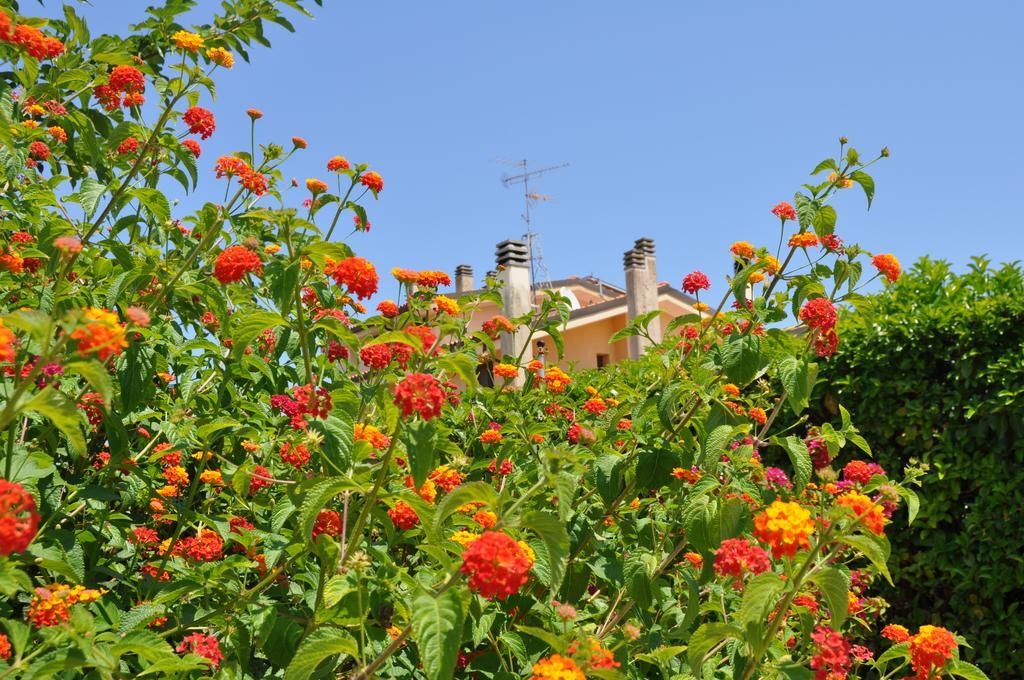 ليتشي Bed & Breakfast Giardini Di Marzo المظهر الخارجي الصورة
