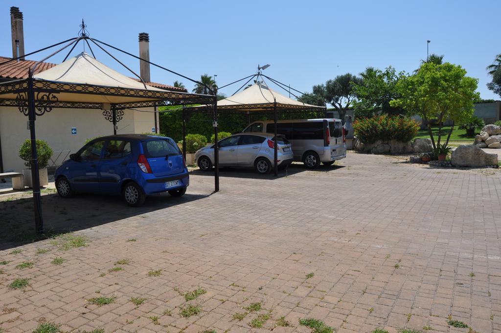 ليتشي Bed & Breakfast Giardini Di Marzo المظهر الخارجي الصورة