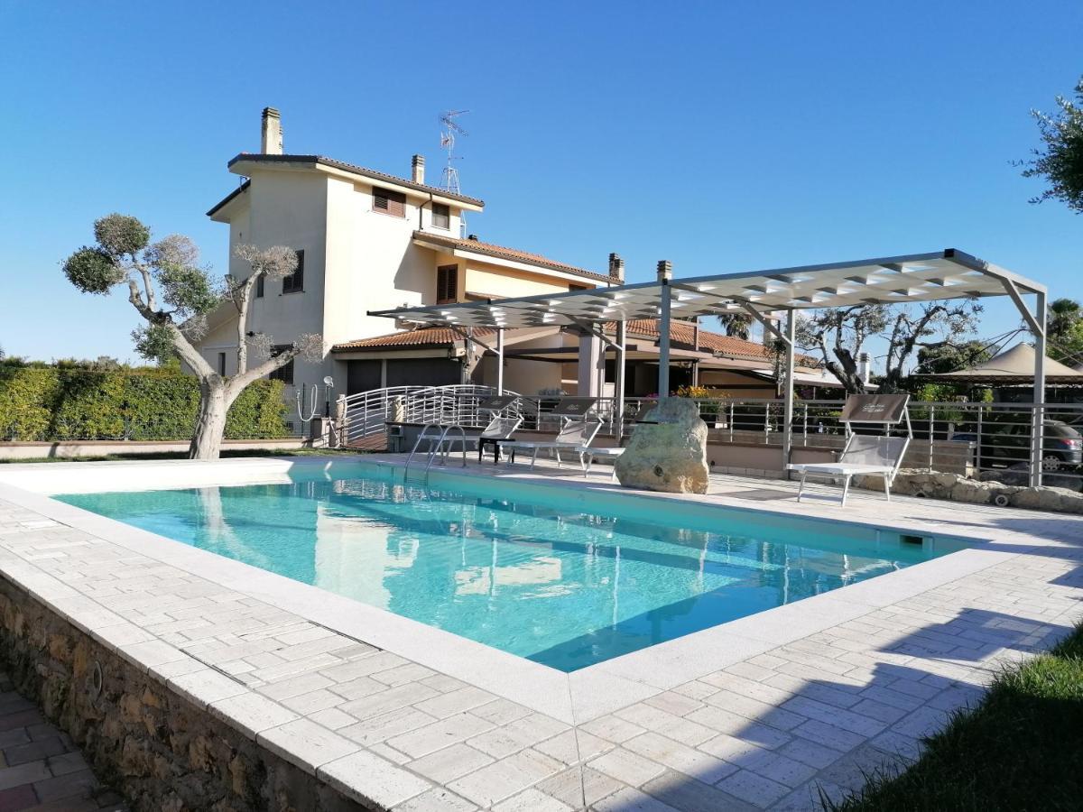 ليتشي Bed & Breakfast Giardini Di Marzo المظهر الخارجي الصورة